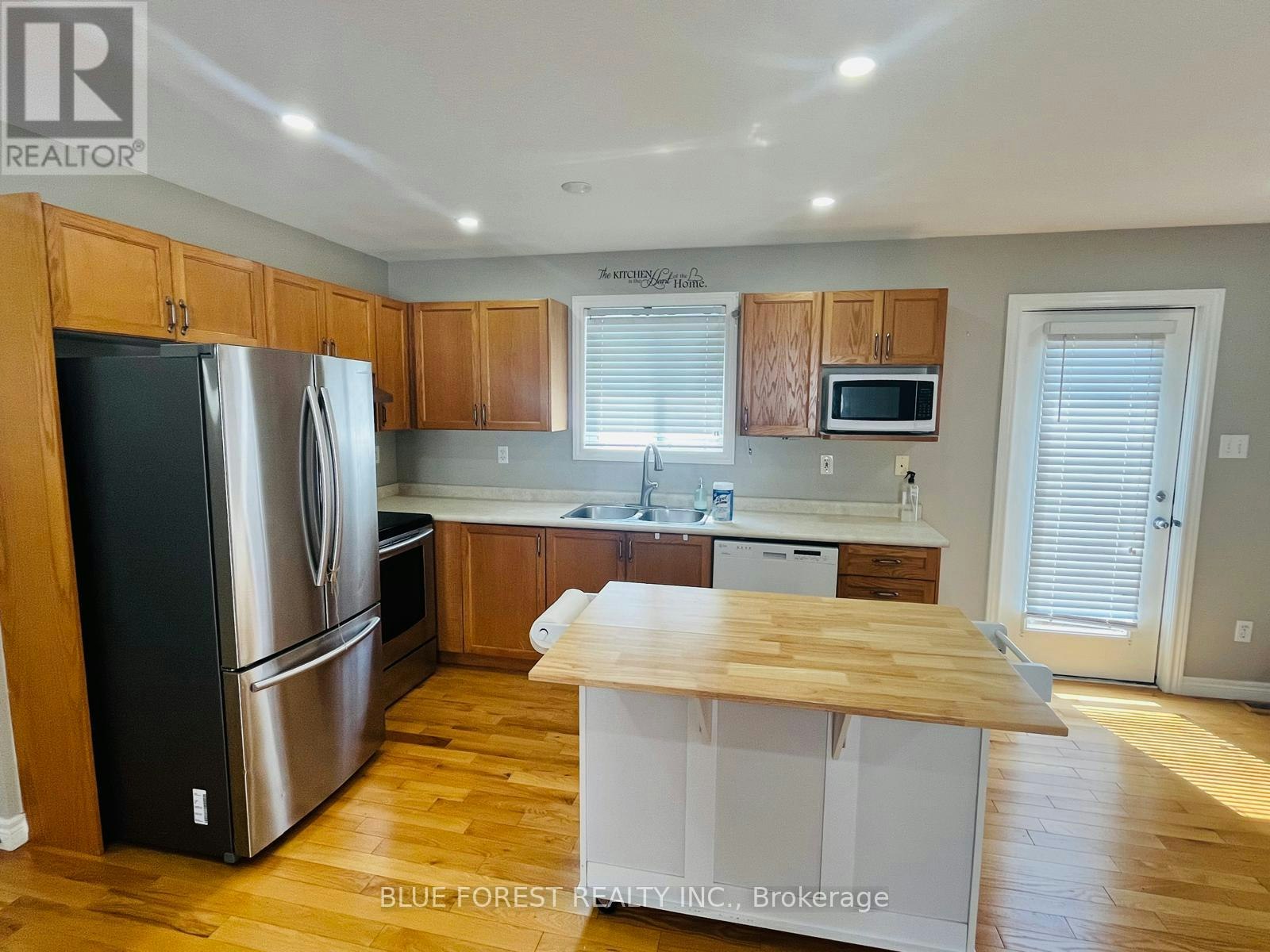 1828 Marconi Boulevard, London, ON, N5V 4Y1 - 8