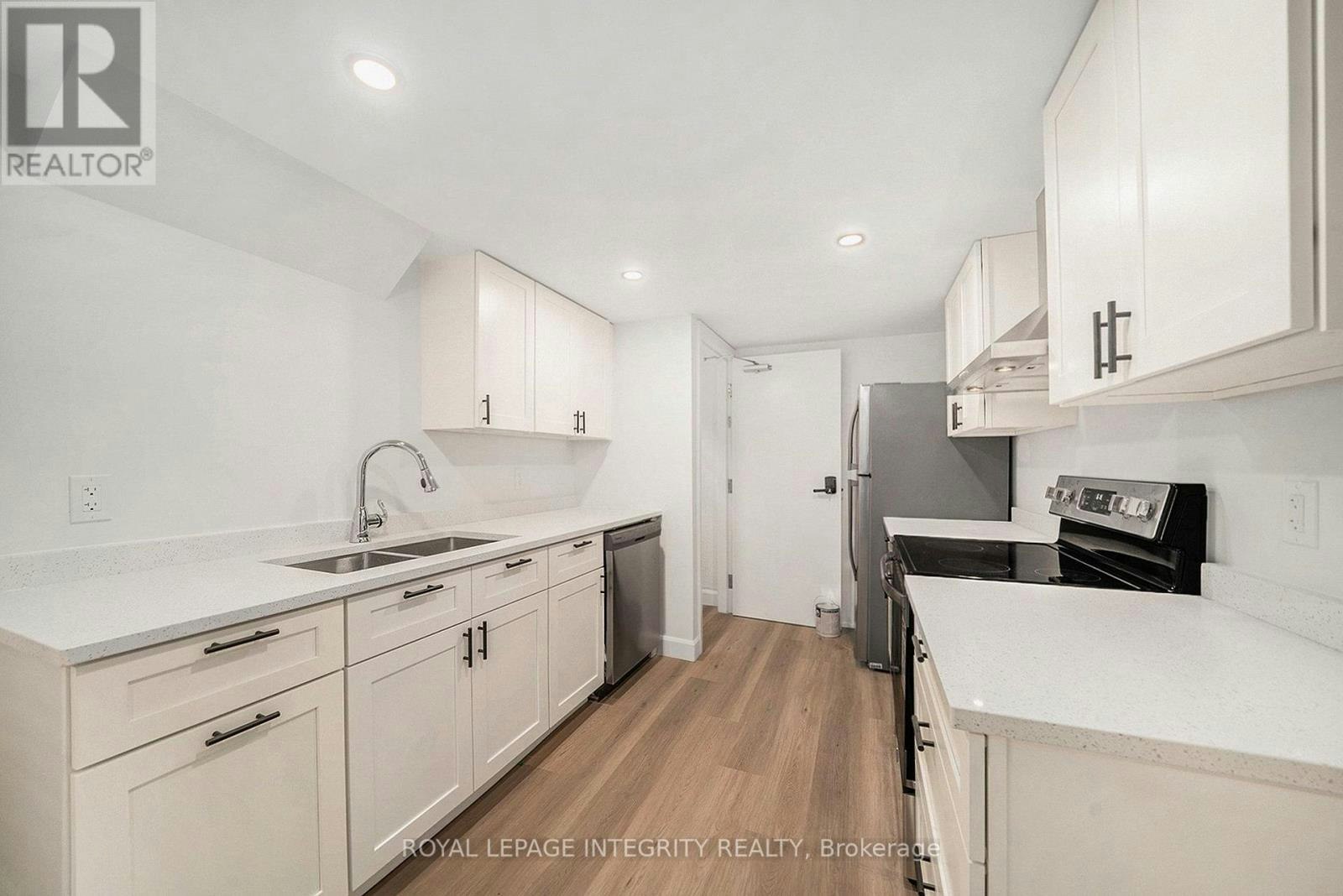 B-58 Wigan Drive, Ottawa, ON, K2E 6L1 - 5