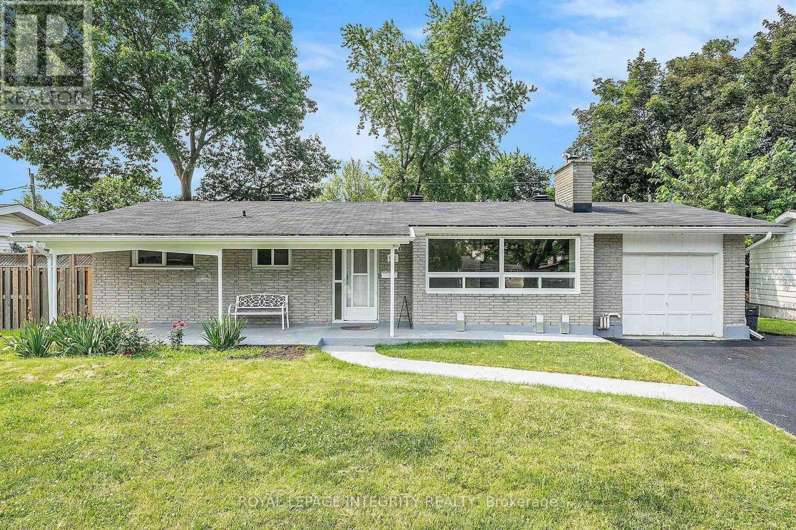 B-58 Wigan Drive, Ottawa, ON, K2E 6L1