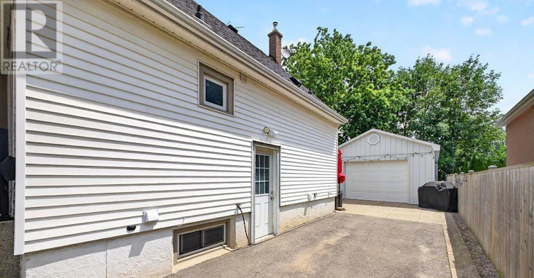 LOWER-191 43rd Street EAST, Hamilton, ON, L8T 3C3 - 2