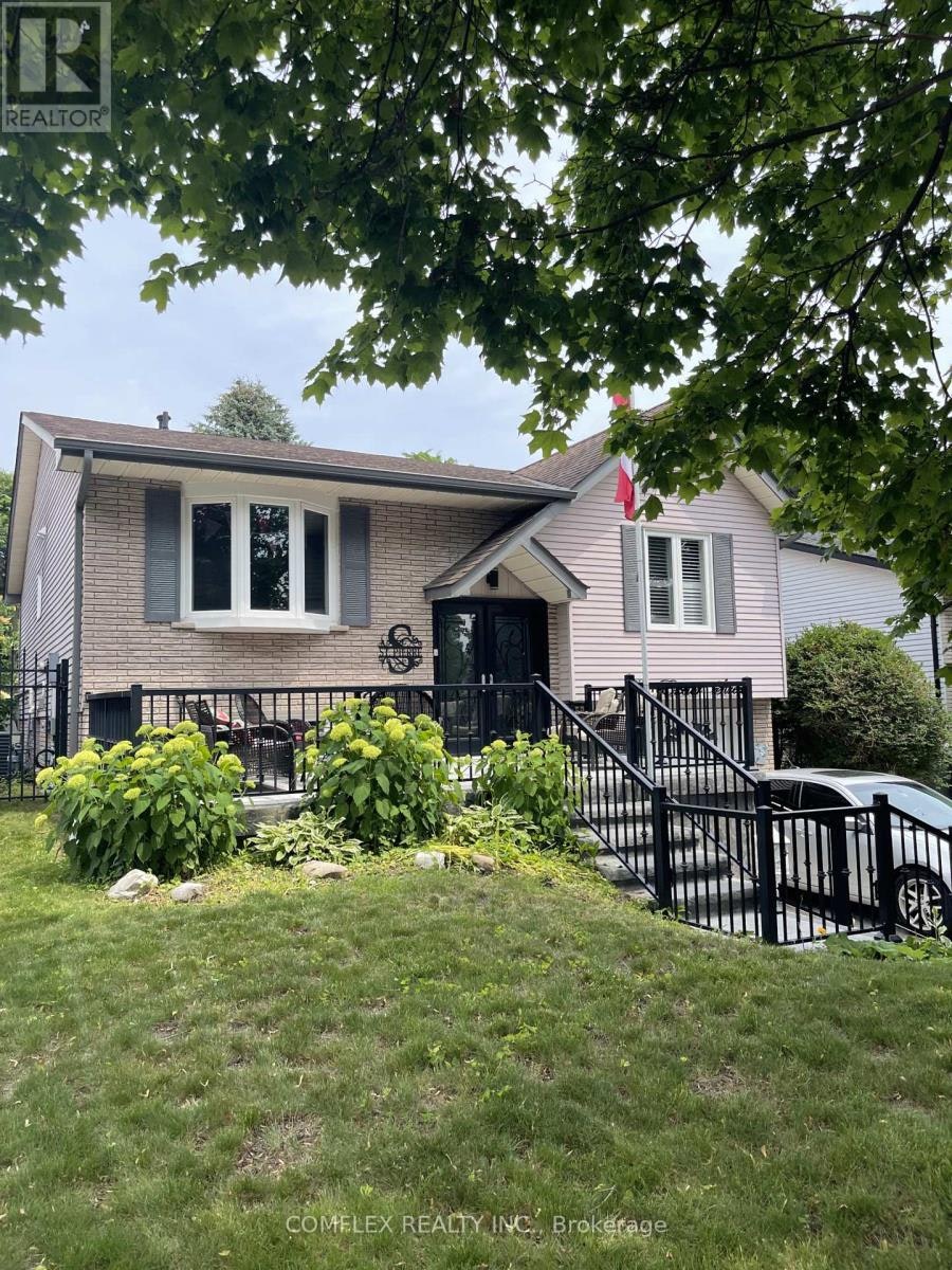 875 Exeter Street, Oshawa, ON, L1G 6R9