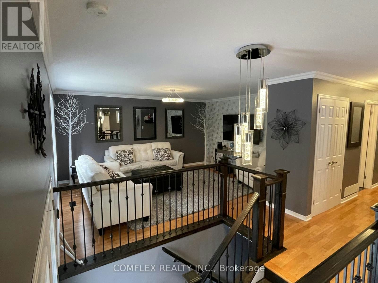 875 Exeter Street, Oshawa, ON, L1G 6R9 - 5