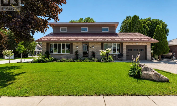 38 Grayview Drive