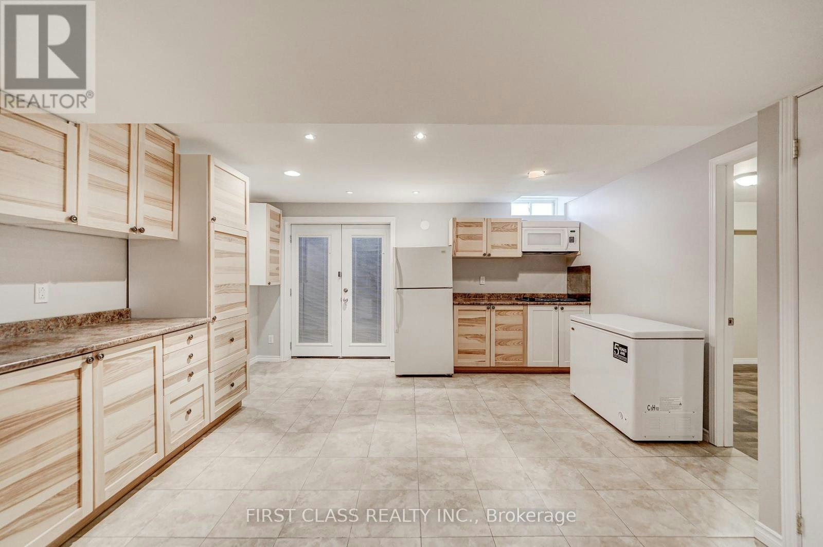 BSMT-1905 Webster Boulevard, Innisfil, ON, L9S 2A6