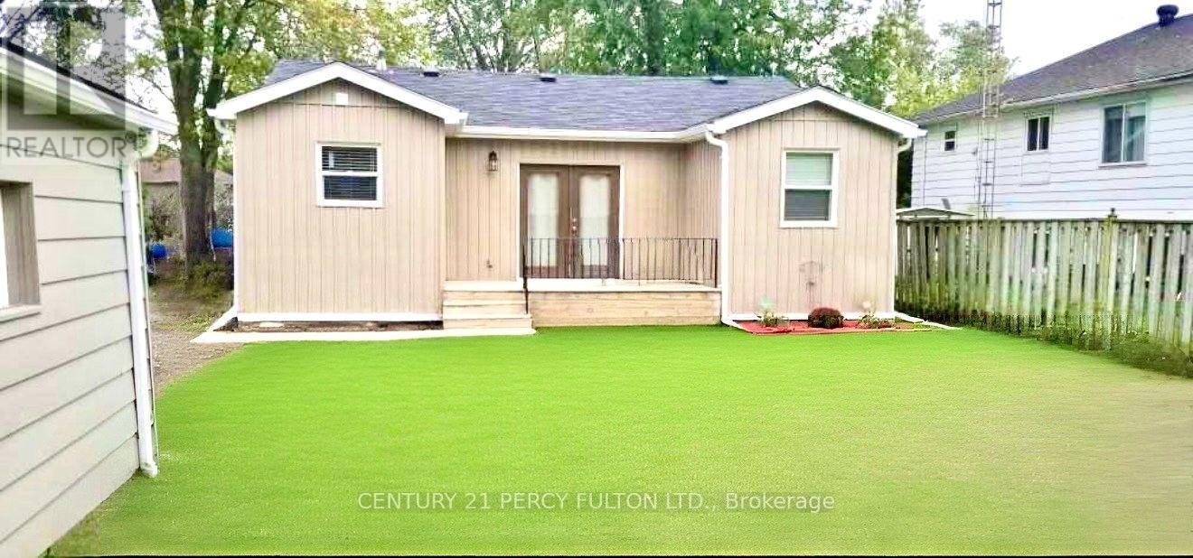 242 Simcoe Avenue, Georgina, ON, L4P 2H8