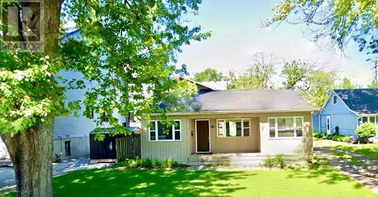 242 Simcoe Avenue, Georgina, ON, L4P 2H8 - 2