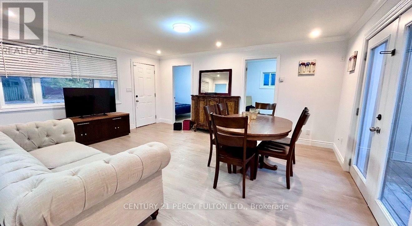 242 Simcoe Avenue, Georgina, ON, L4P 2H8 - 4