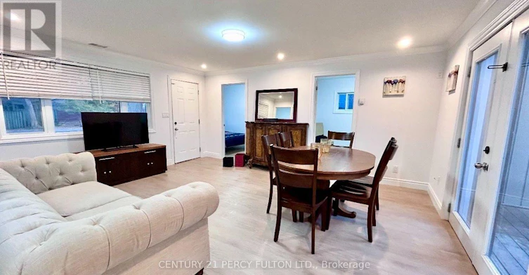 242 Simcoe Avenue, Georgina, ON, L4P 2H8 - 4