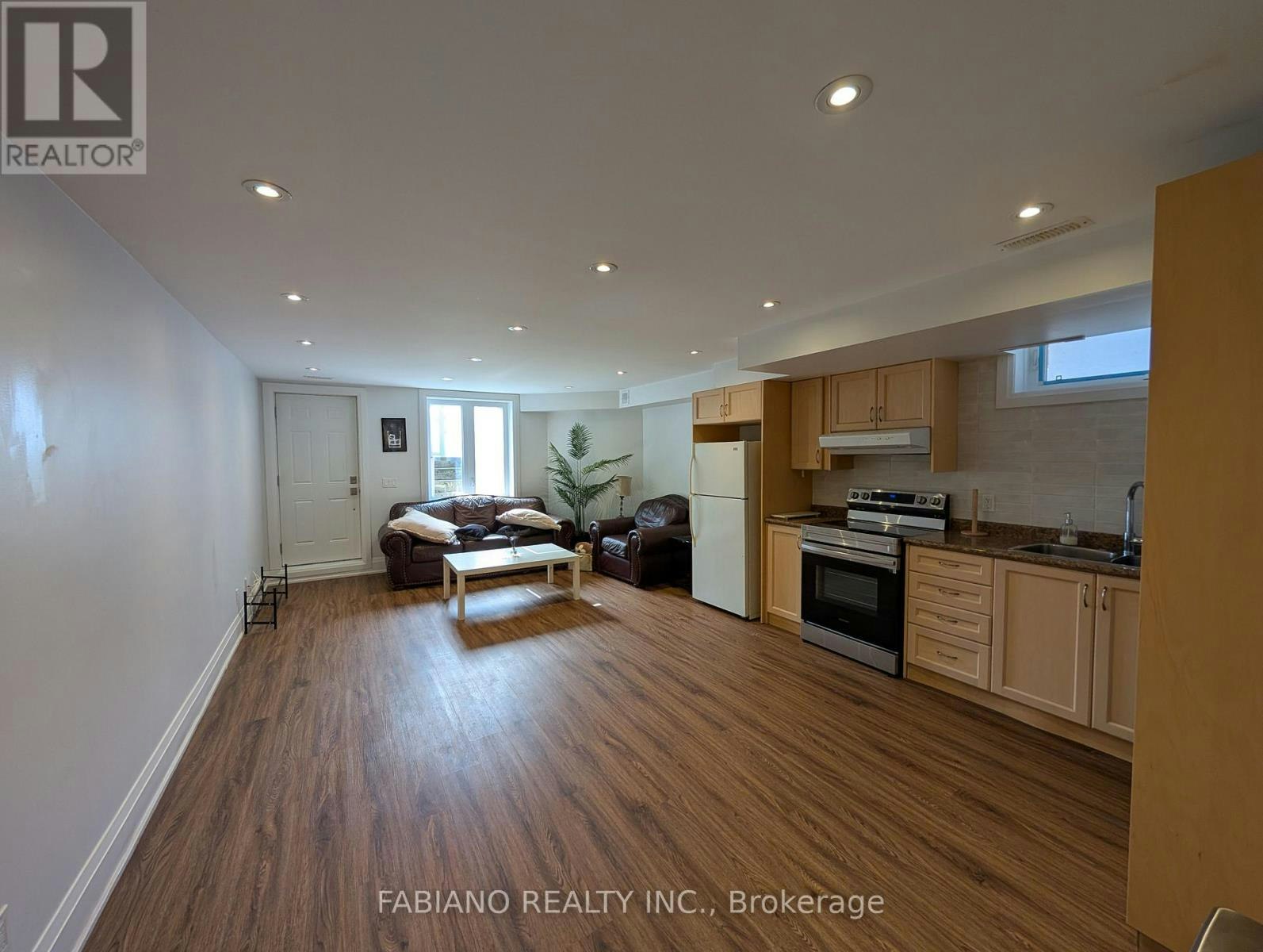 LOWER-1036 Dovercourt Road, Toronto, ON, M6H 2X8 - 2