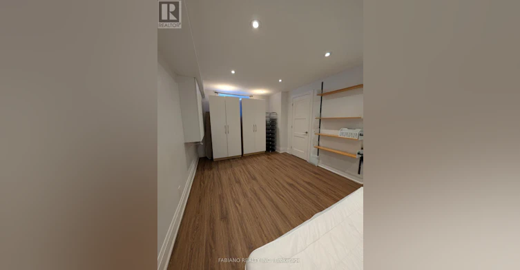 LOWER-1036 Dovercourt Road, Toronto, ON, M6H 2X8 - 10