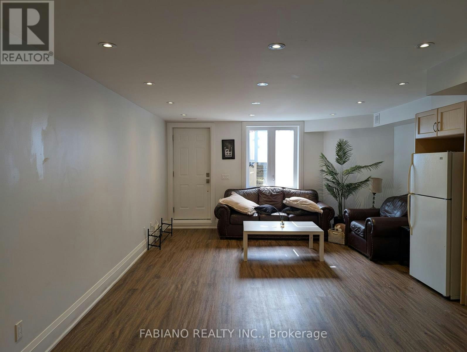 LOWER-1036 Dovercourt Road, Toronto, ON, M6H 2X8 - 6