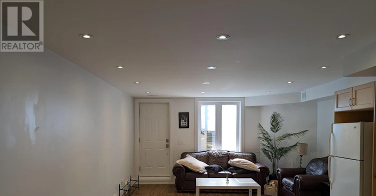 LOWER-1036 Dovercourt Road, Toronto, ON, M6H 2X8 - 6