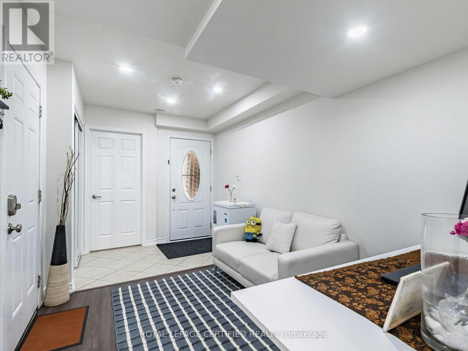 581 Allport Gate, Milton, ON, L9T 9J5 - 4