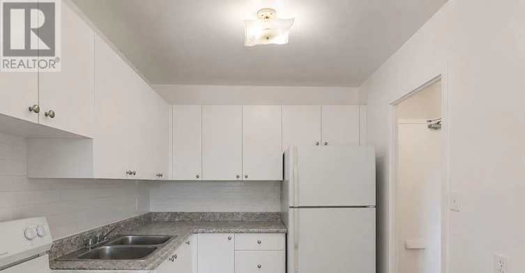 411-1665 Bloor Street E, Mississauga, ON, L4X 1S4 - 4