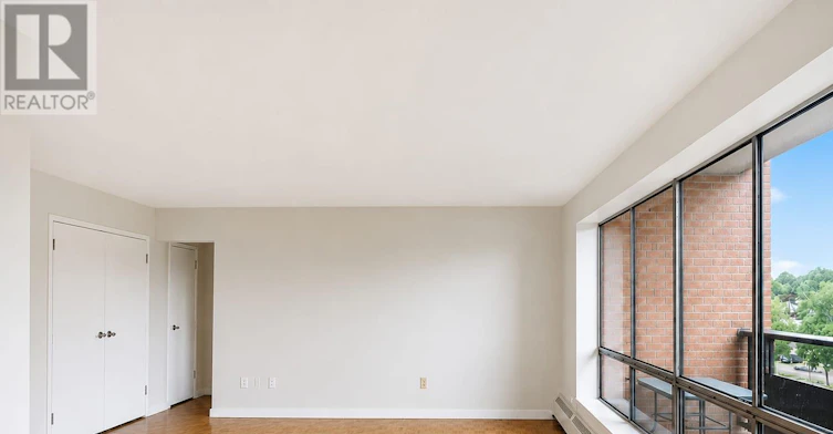 411-1665 Bloor Street E, Mississauga, ON, L4X 1S4 - 2