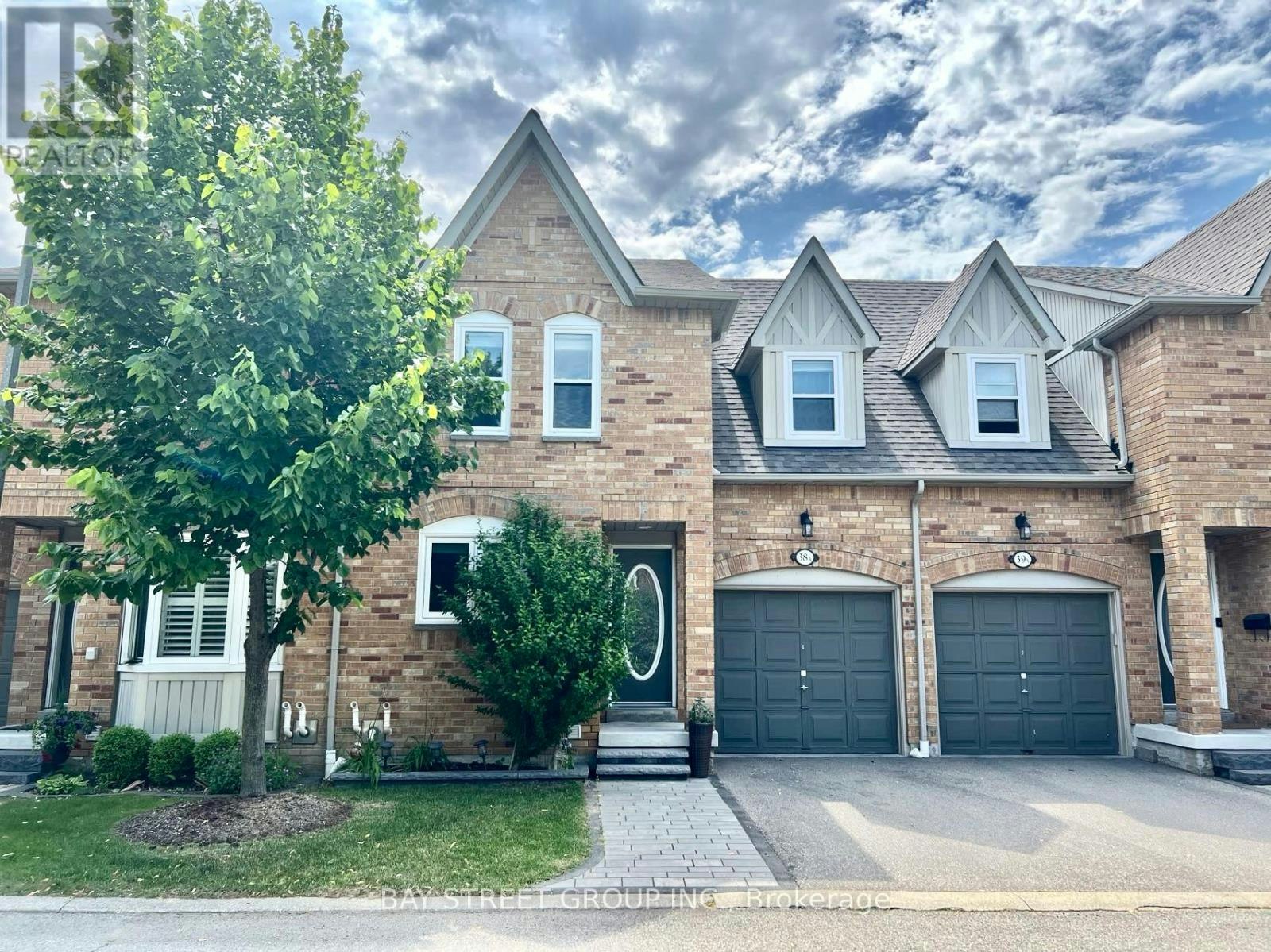 38A-5940 Glen Erin Drive, Mississauga, ON, L5M 5W9