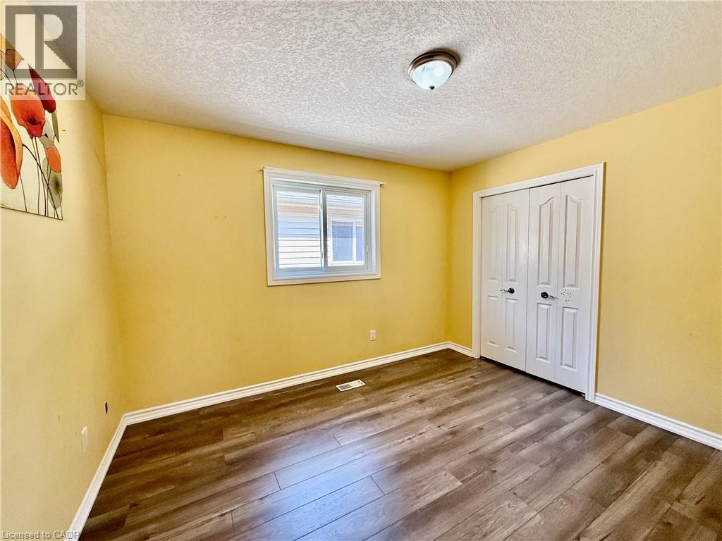 596 Violet Street, Waterloo, ON, N2V 2V6 - 12