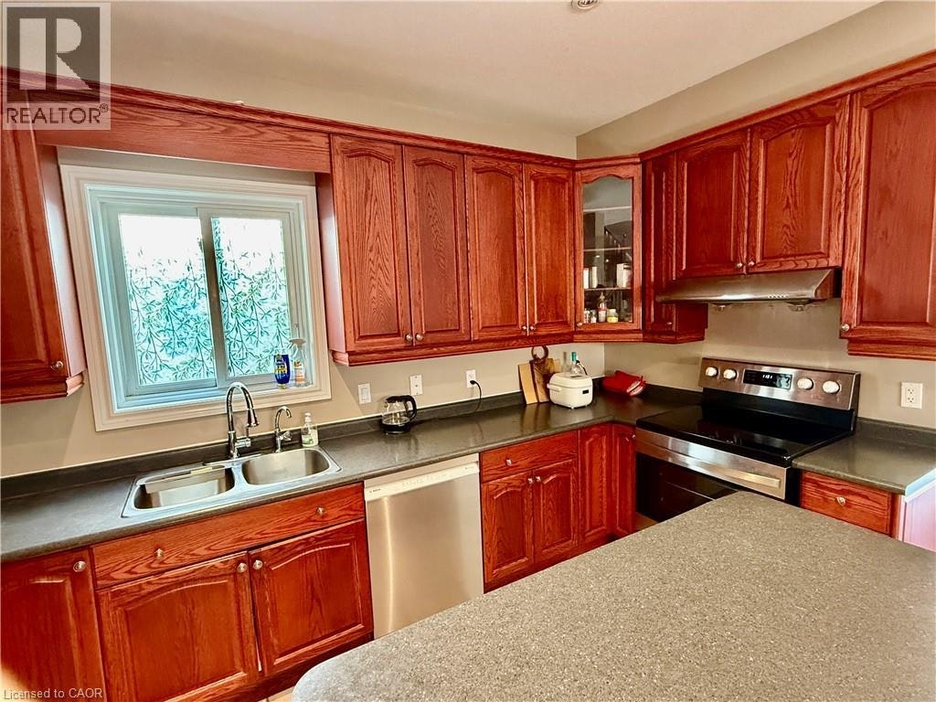 596 Violet Street, Waterloo, ON, N2V 2V6 - 7
