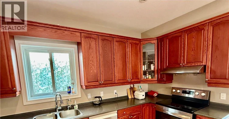 596 Violet Street, Waterloo, ON, N2V 2V6 - 7