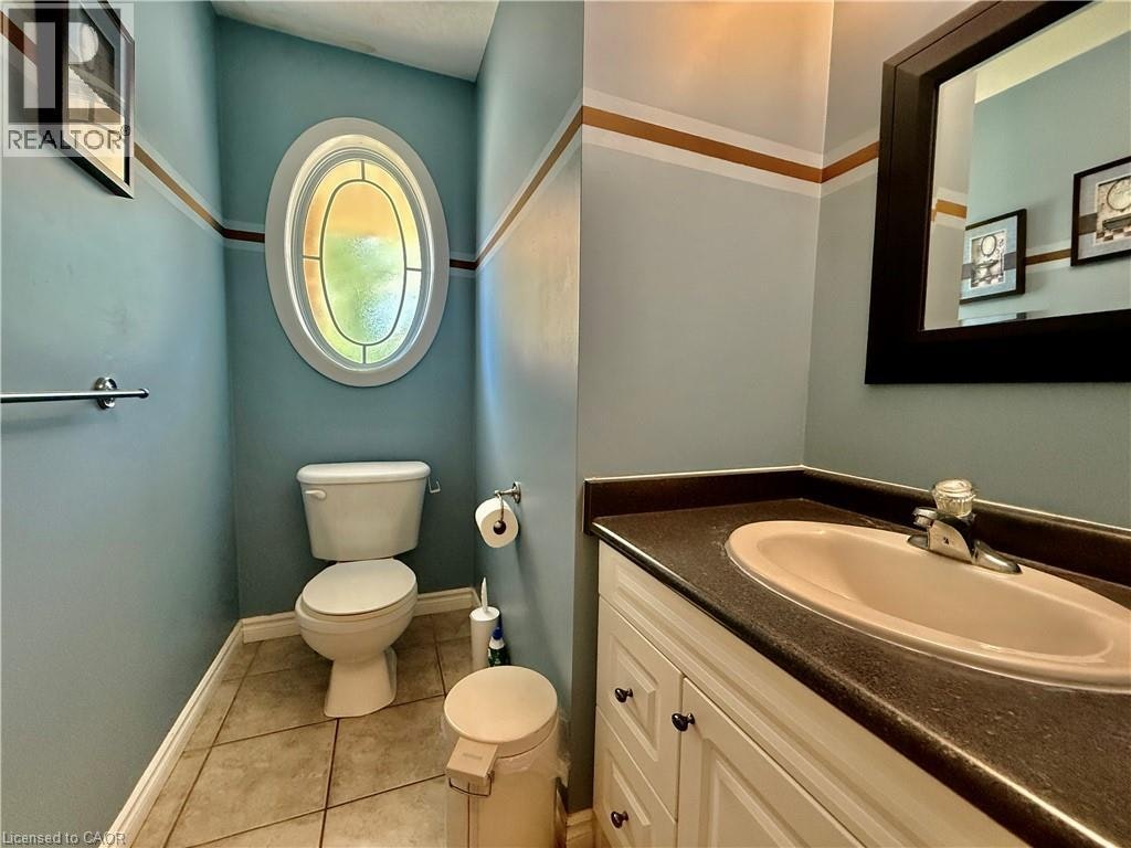 596 Violet Street, Waterloo, ON, N2V 2V6 - 20