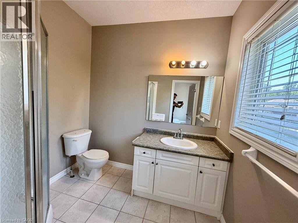596 Violet Street, Waterloo, ON, N2V 2V6 - 11