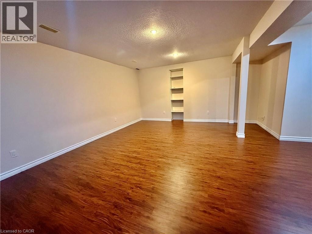 596 Violet Street, Waterloo, ON, N2V 2V6 - 23