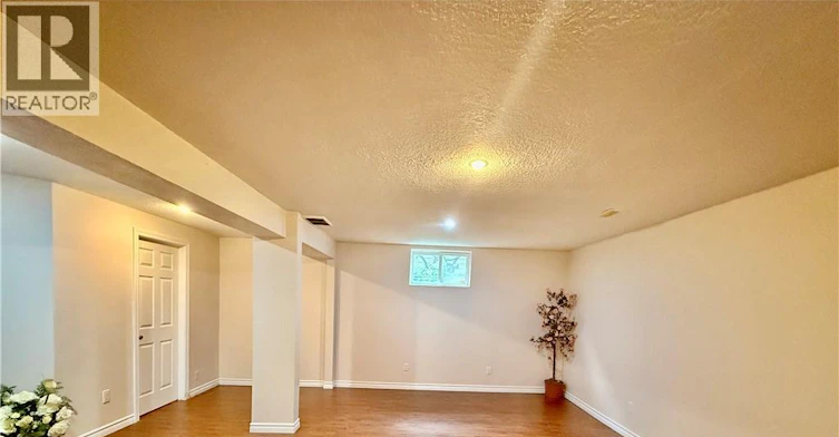 596 Violet Street, Waterloo, ON, N2V 2V6 - 22