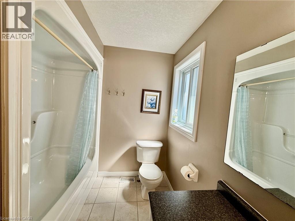 596 Violet Street, Waterloo, ON, N2V 2V6 - 16