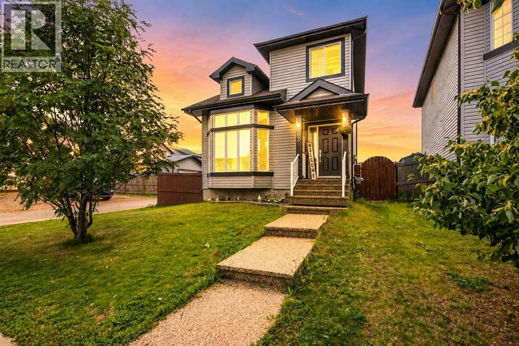 162 Chestnut Way, Fort Mcmurray, AB, T9K 0M7