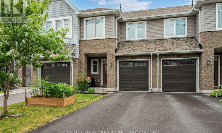 875 Riverview Way