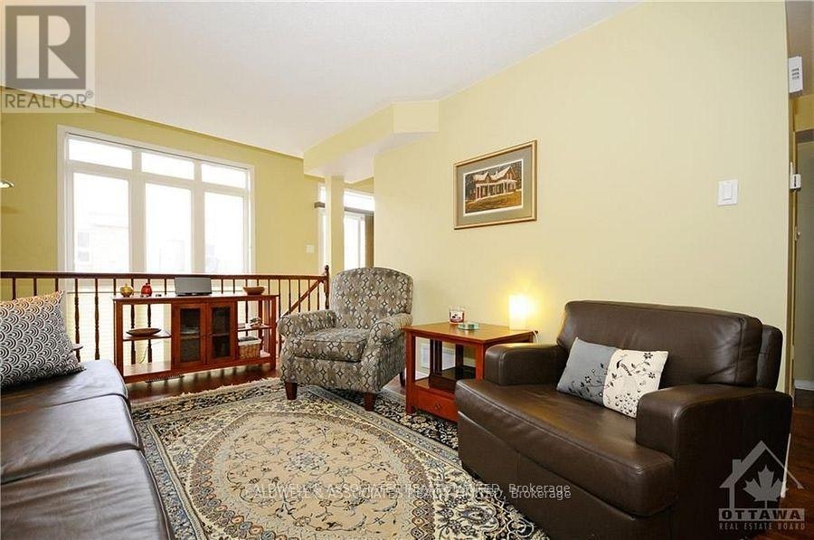 220 Freedom Private, Ottawa, ON, K1G 6W2 - 2