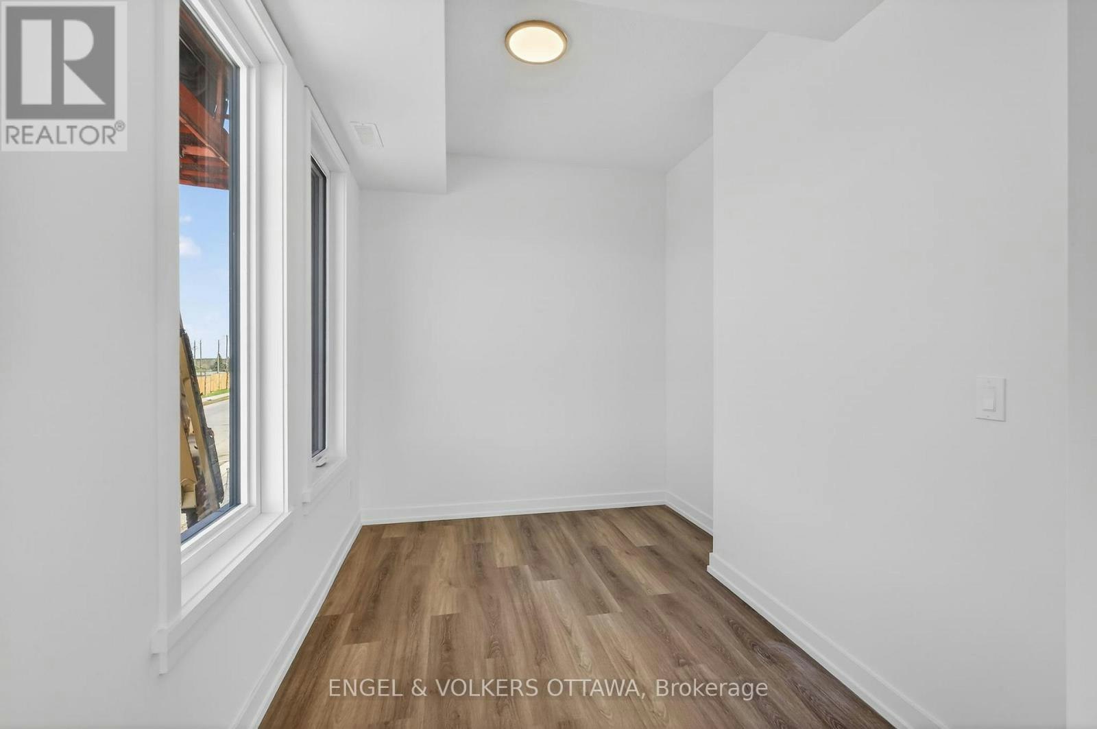 120 Stardust Private, Ottawa, ON, K1T 3W6 - 16