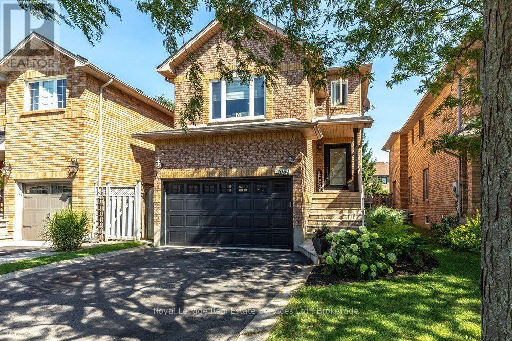 2054 Westmount Drive, Oakville, ON, L6M 3P2