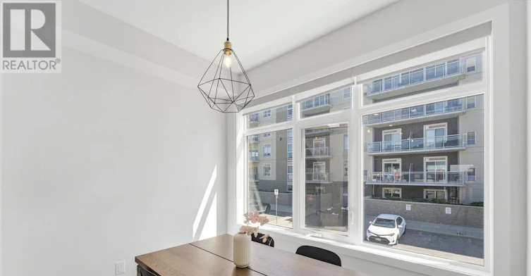19 Markle Crescent, Hamilton, ON, L9G 0H4 - 14