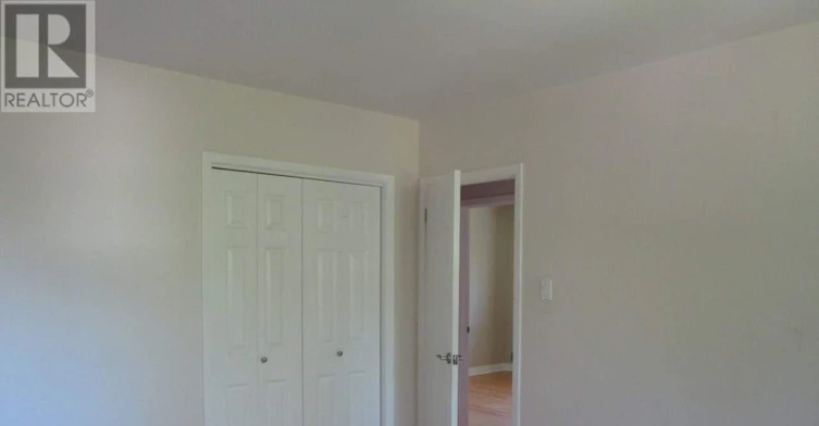 303 Millard(main Level Avenue, Newmarket, ON, L3Y 1Z3 - 5