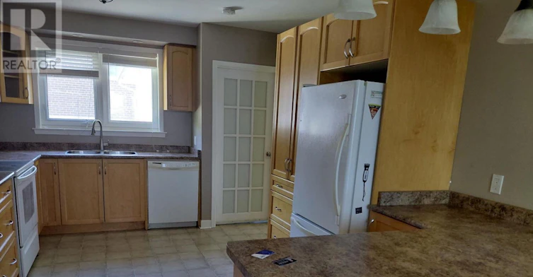 303 Millard(main Level Avenue, Newmarket, ON, L3Y 1Z3 - 9