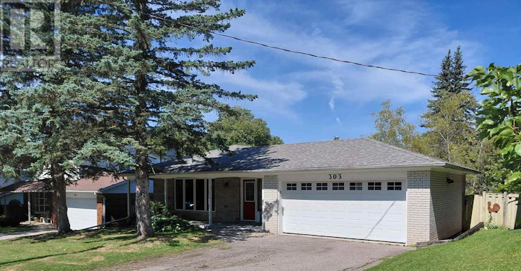 303 Millard(main Level Avenue, Newmarket, ON, L3Y 1Z3