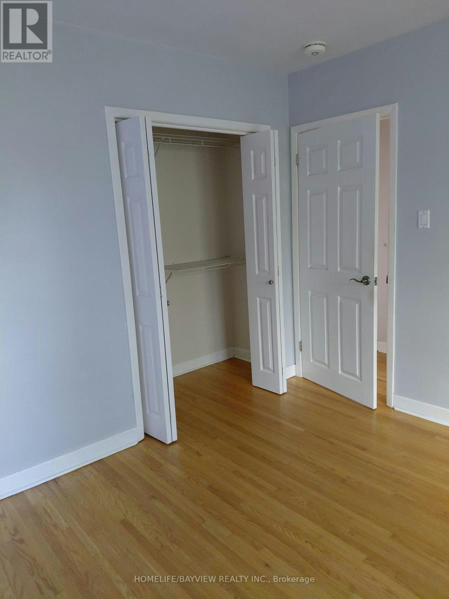303 Millard(main Level Avenue, Newmarket, ON, L3Y 1Z3 - 7