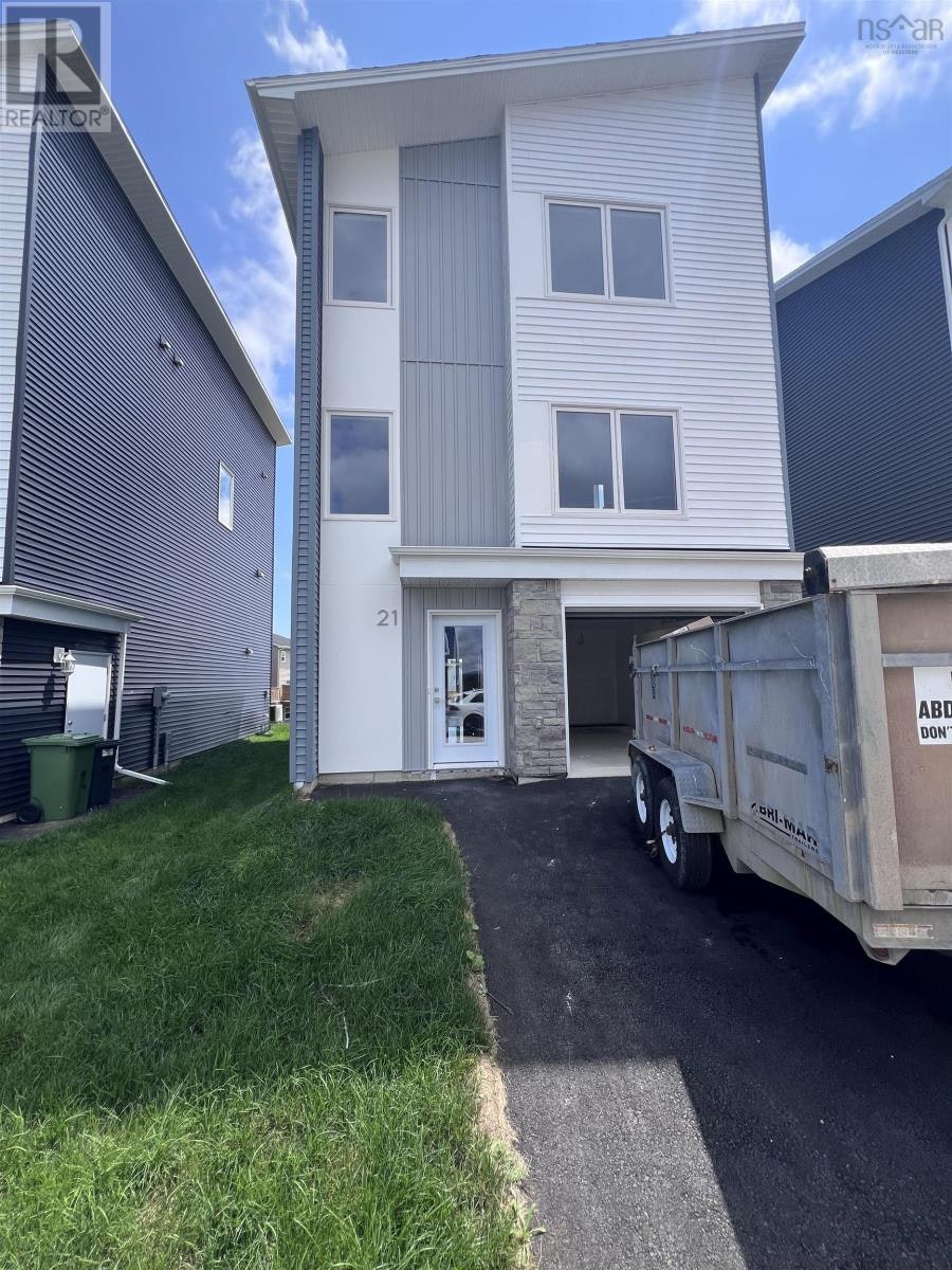 21 Zeppelin Crescent, Beechville, NS, B3T 0B0