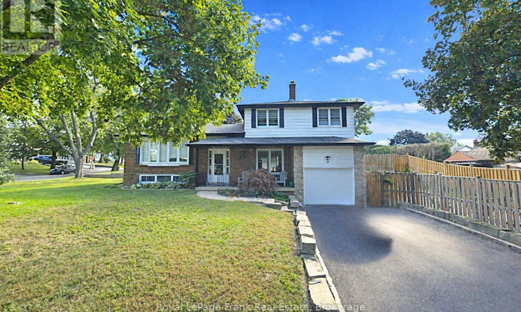 489 Crestwood Drive