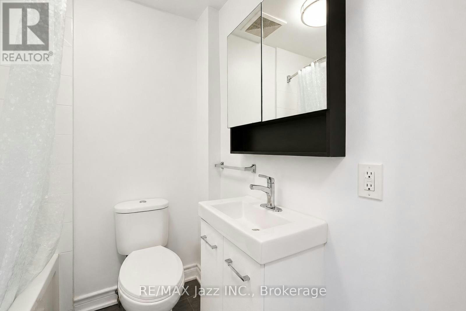 1-209 Stacey Avenue, Oshawa, ON, L1H 5A6 - 22