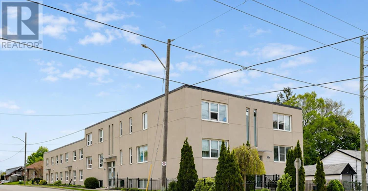 1-209 Stacey Avenue, Oshawa, ON, L1H 5A6