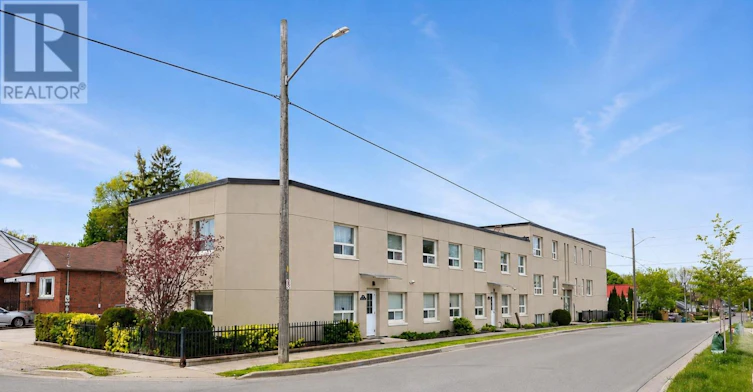 1-209 Stacey Avenue, Oshawa, ON, L1H 5A6 - 5