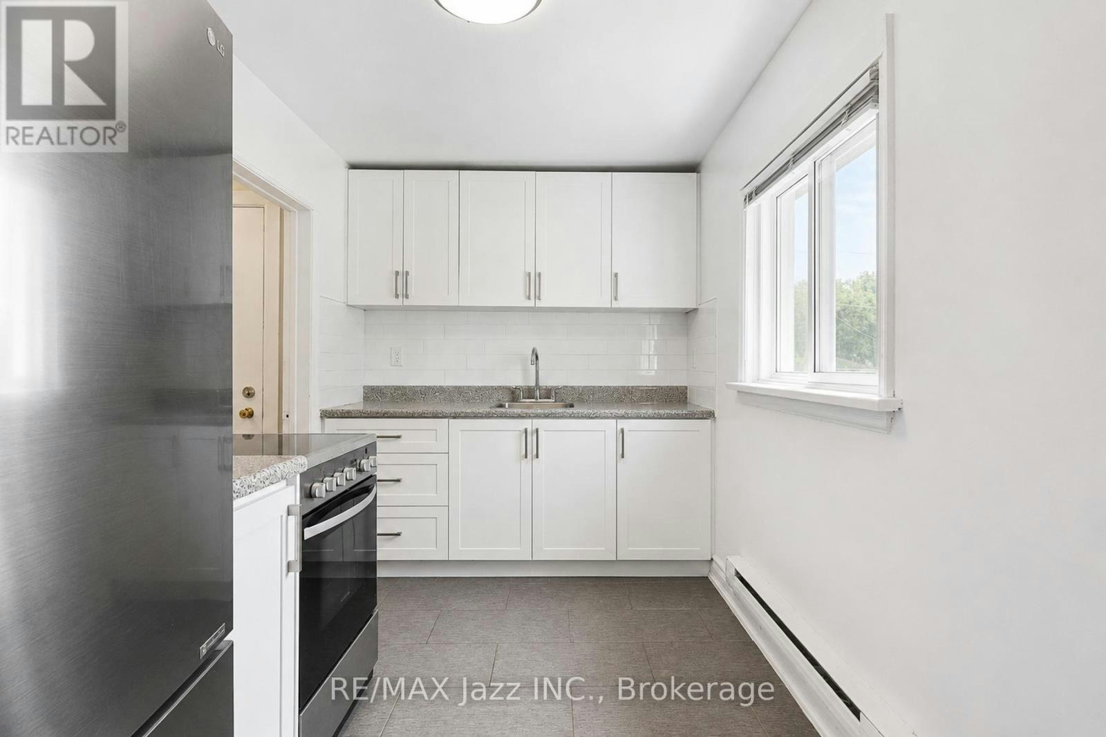 1-209 Stacey Avenue, Oshawa, ON, L1H 5A6 - 12