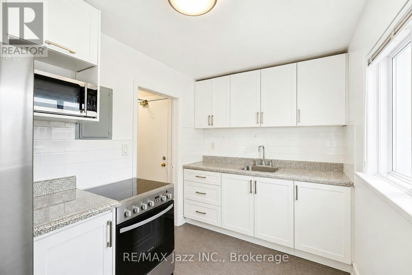 1-209 Stacey Avenue, Oshawa, ON, L1H 5A6 - 10