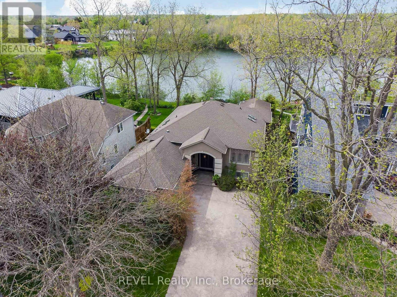 661 Clarence Street, Port Colborne, ON, L3K 6B8 - 46