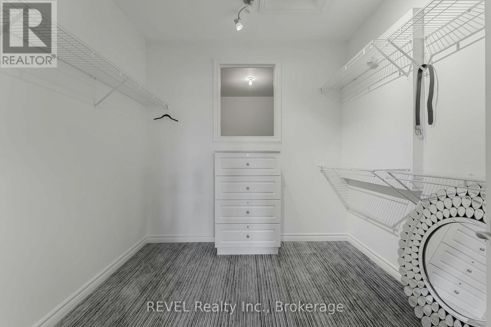 661 Clarence Street, Port Colborne, ON, L3K 6B8 - 26