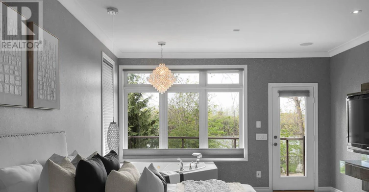 661 Clarence Street, Port Colborne, ON, L3K 6B8 - 24
