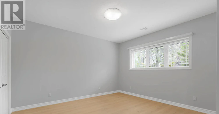 661 Clarence Street, Port Colborne, ON, L3K 6B8 - 36