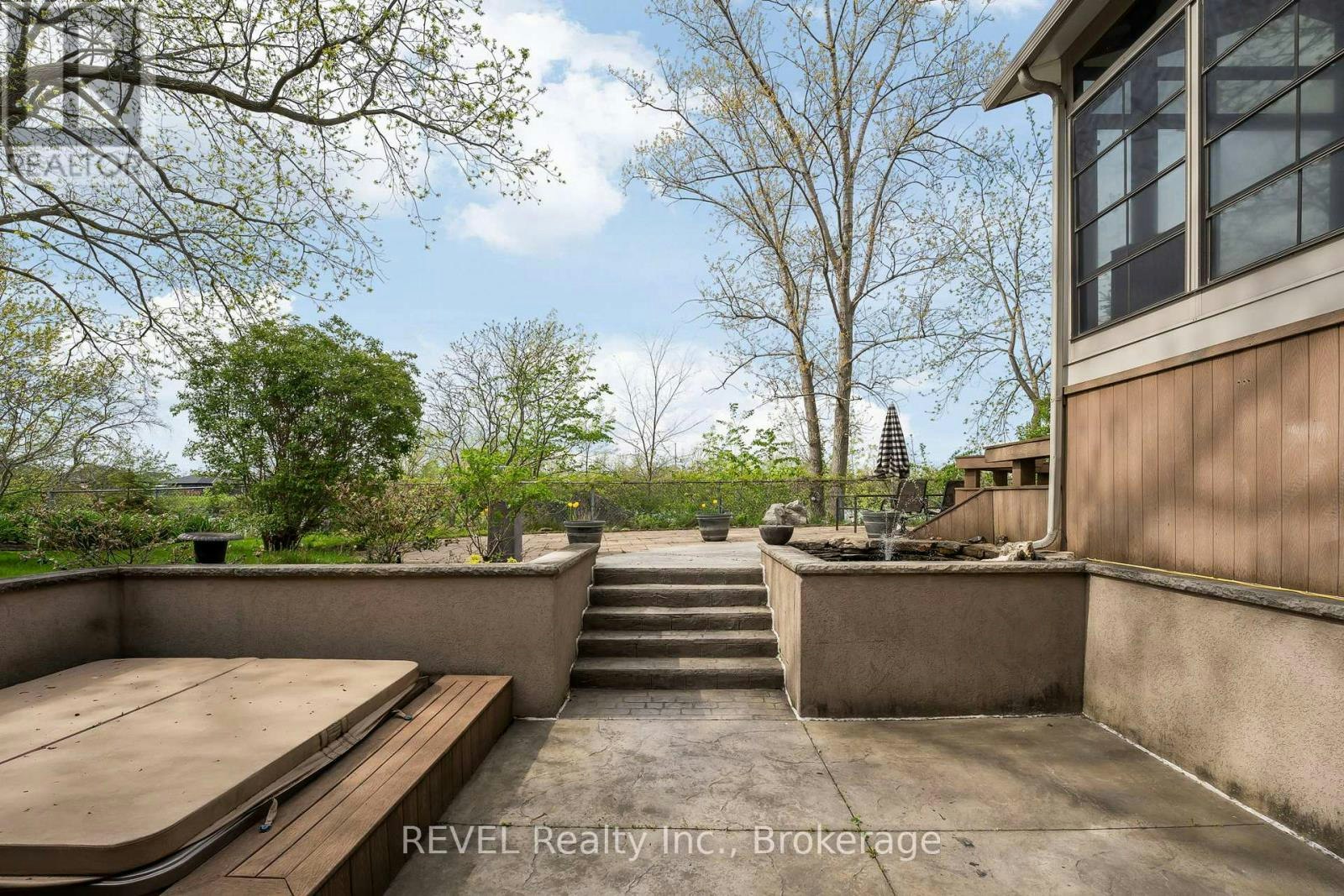 661 Clarence Street, Port Colborne, ON, L3K 6B8 - 44